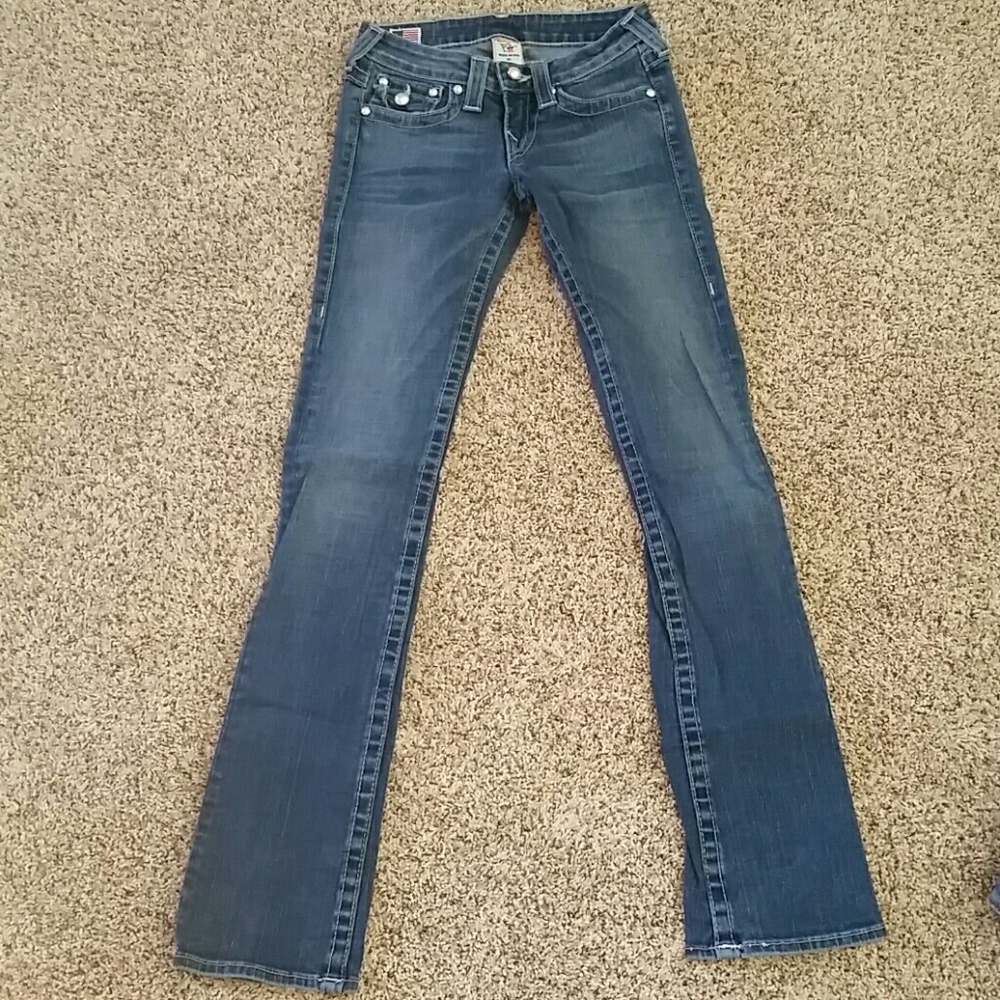Make an offer ! True Religion Pearl accent Jeans
